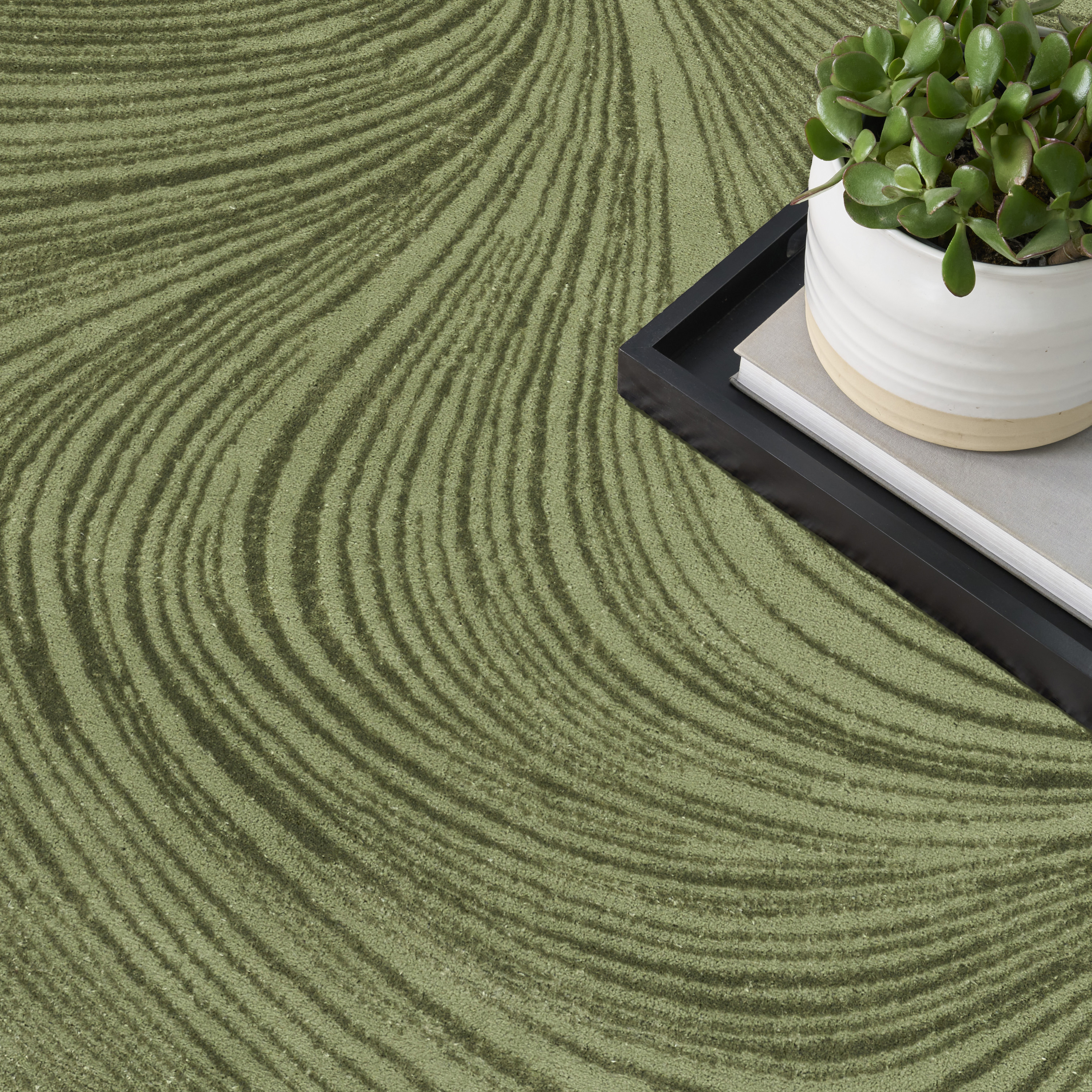 DKNY Central Park West 6' x 9' Green Modern Indoor Rug