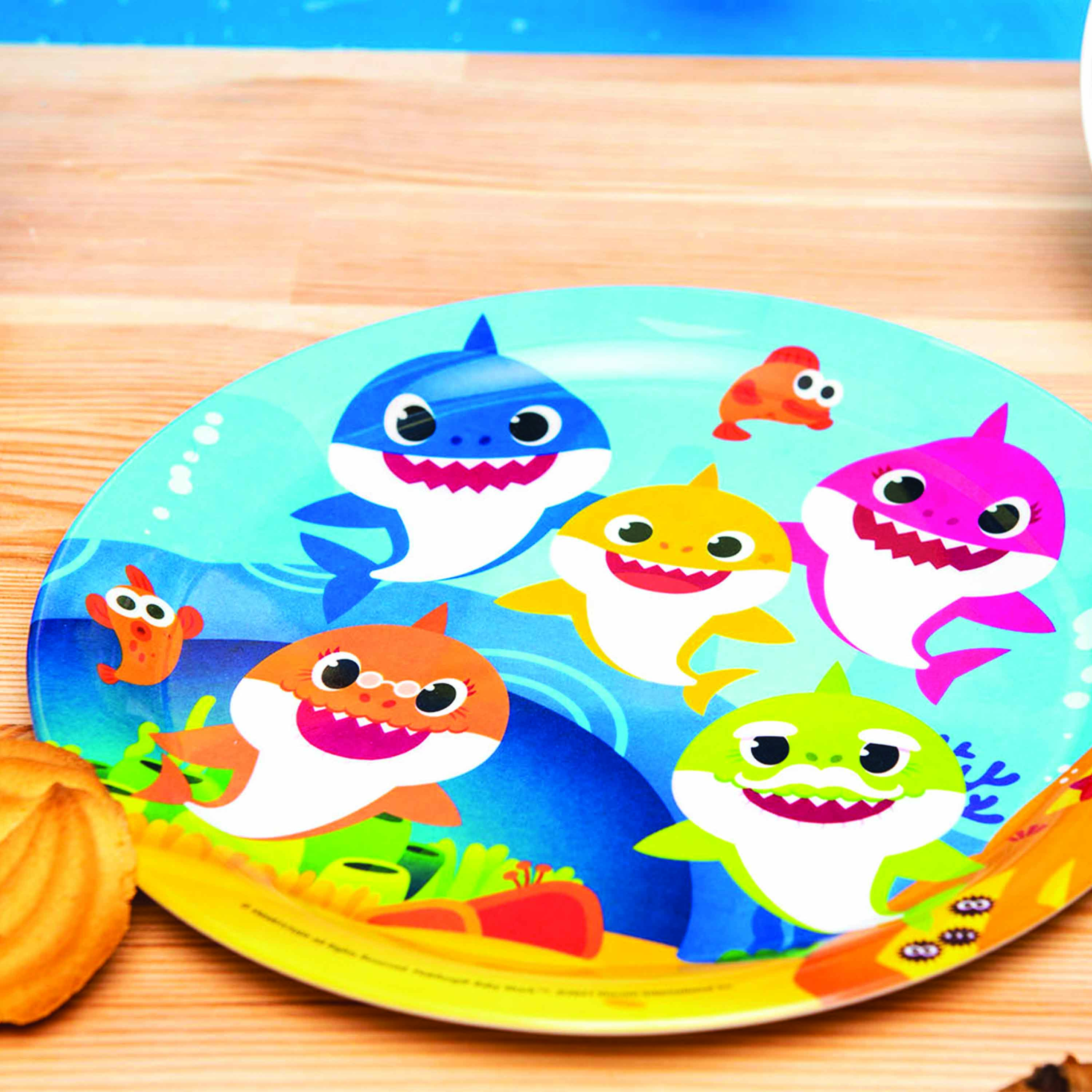 Pinkfong Kids Plate, Bowl, Tumbler, Water Bottle and Flatware Set, Baby Shark, 6-piece set slideshow image 4