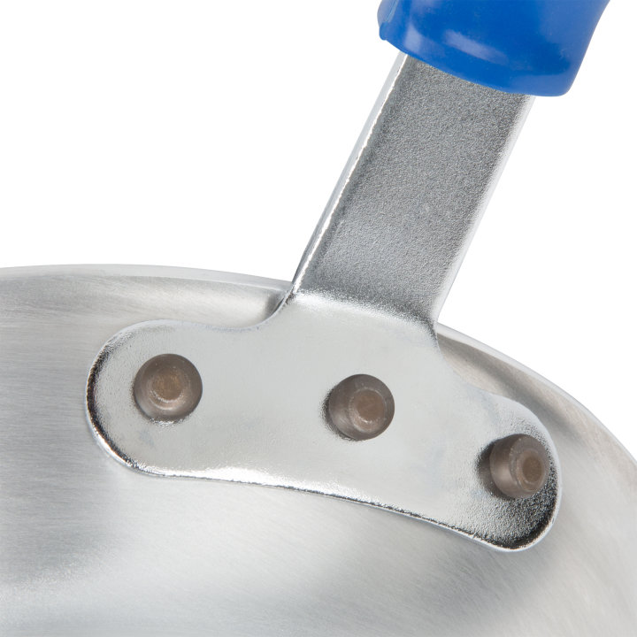 8-inch Wear-Ever® aluminum fry pan with CeramiGuard® II nonstick coating and Cool Handle® silicone handle