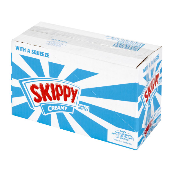 SKIPPY(r) Peanut Butter Squeeze Pack . C1RA - Front Right Closed Case (Hi Res)