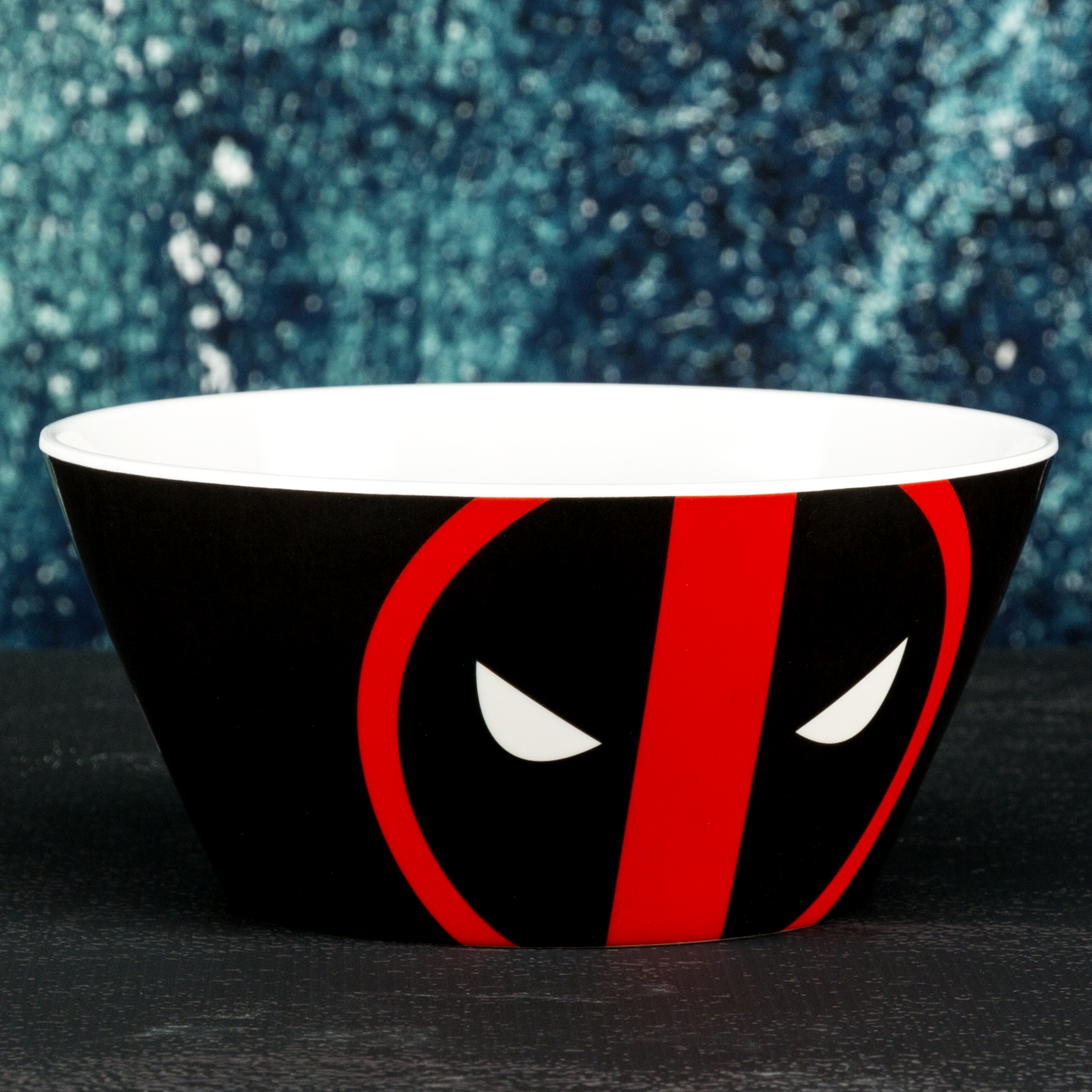 Marvel Comics Dinnerware Set, Deadpool, 2-piece set slideshow image 5 Marvel Comics Dinnerware Set, Deadpool, 2-piece set slideshow image 5