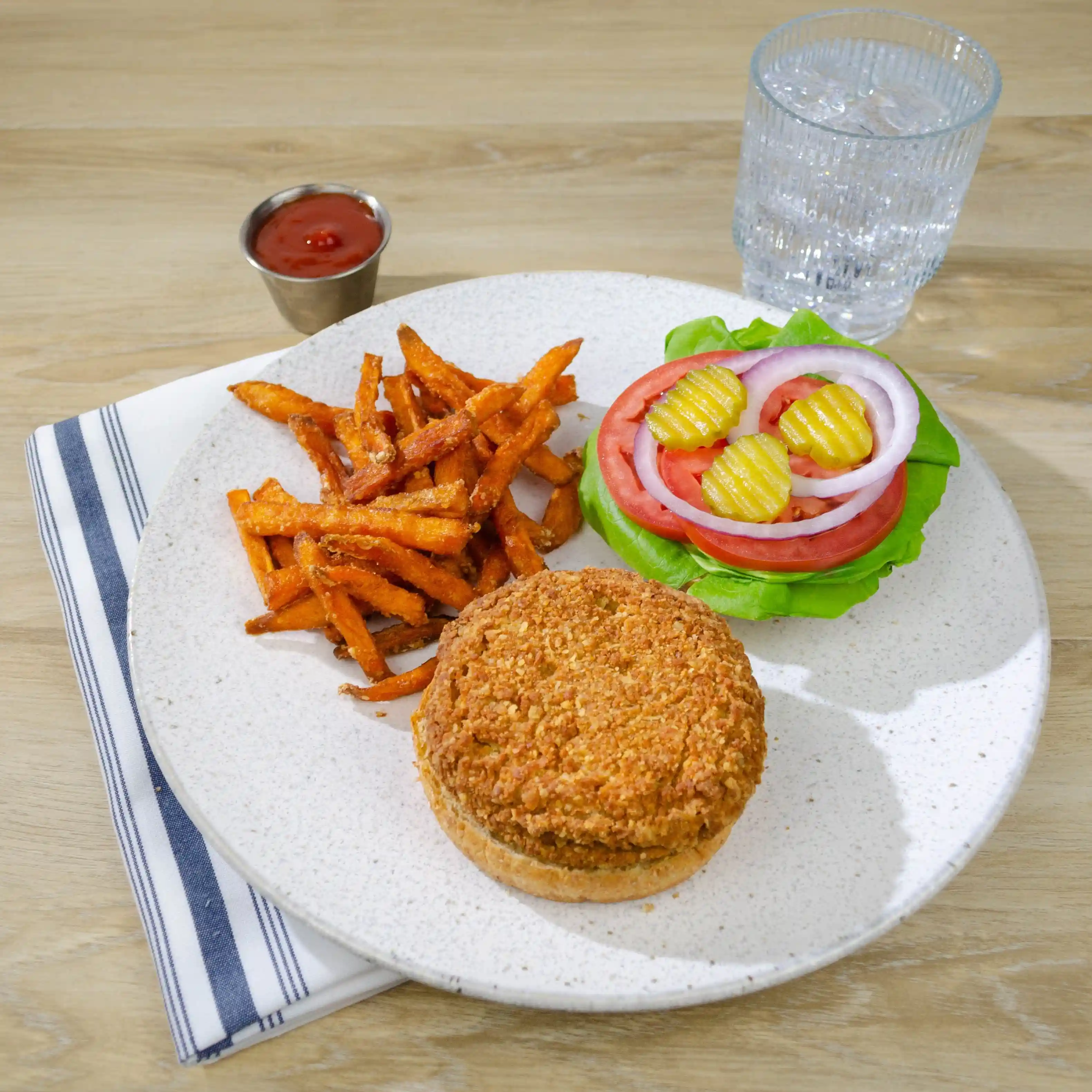 Tyson® Krisp N' Krunchy™ Fully Cooked Whole Grain Breaded Chicken Patties, CN, 3.53 oz. https://images.salsify.com/image/upload/s--6yfxXmk5--/q_25/mlx2mx6wdvhh4jcidgrp.webp