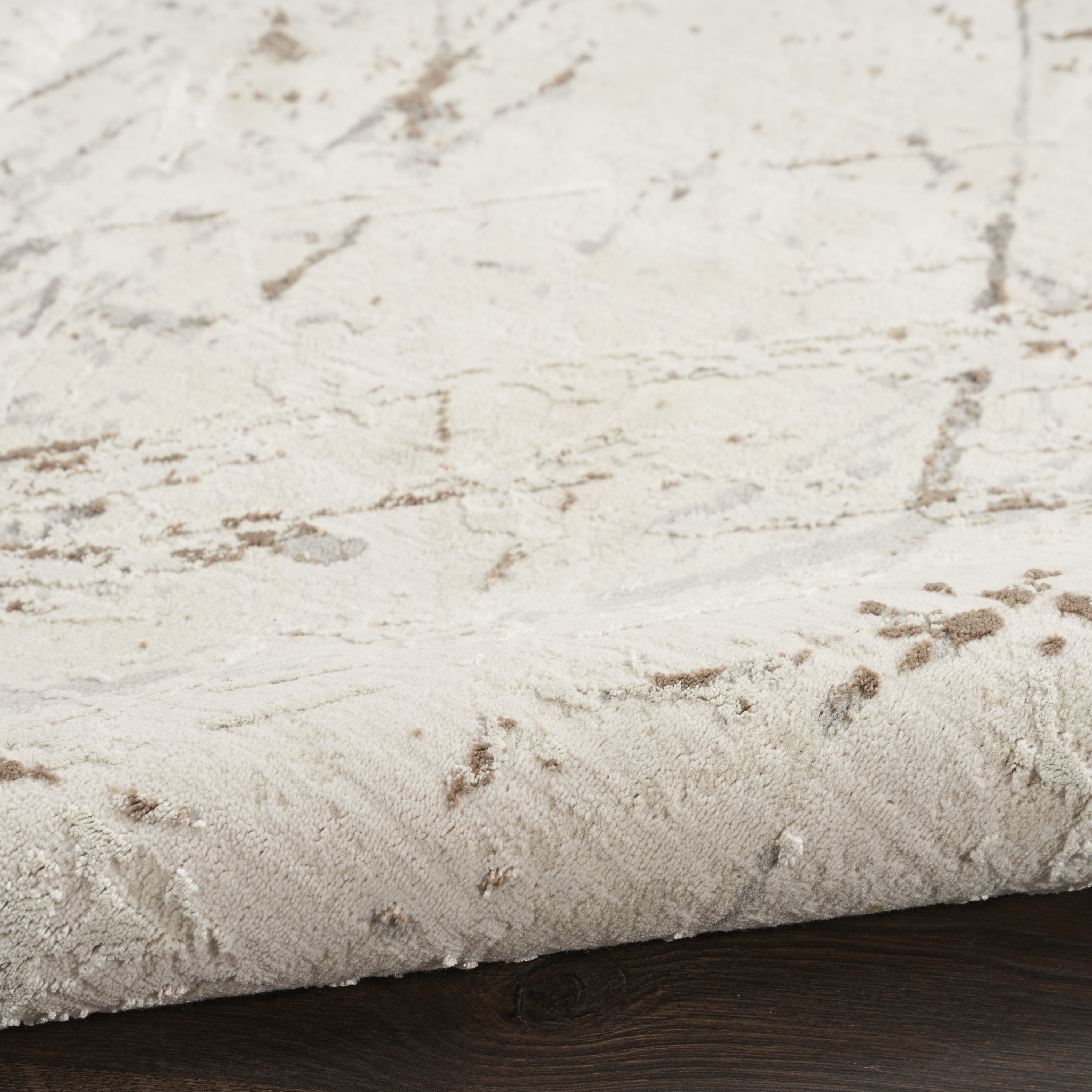 Nourison Desire 2'3" x 7'6" Cream Grey Modern Indoor Rug