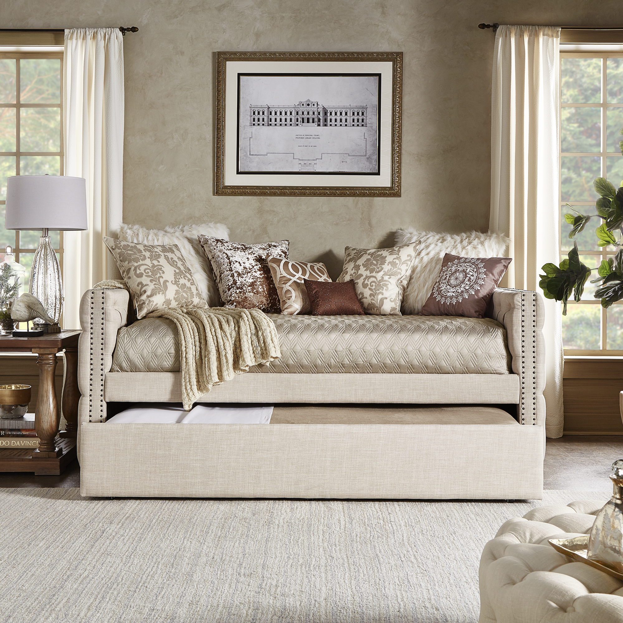 Tufted Nailhead Daybed