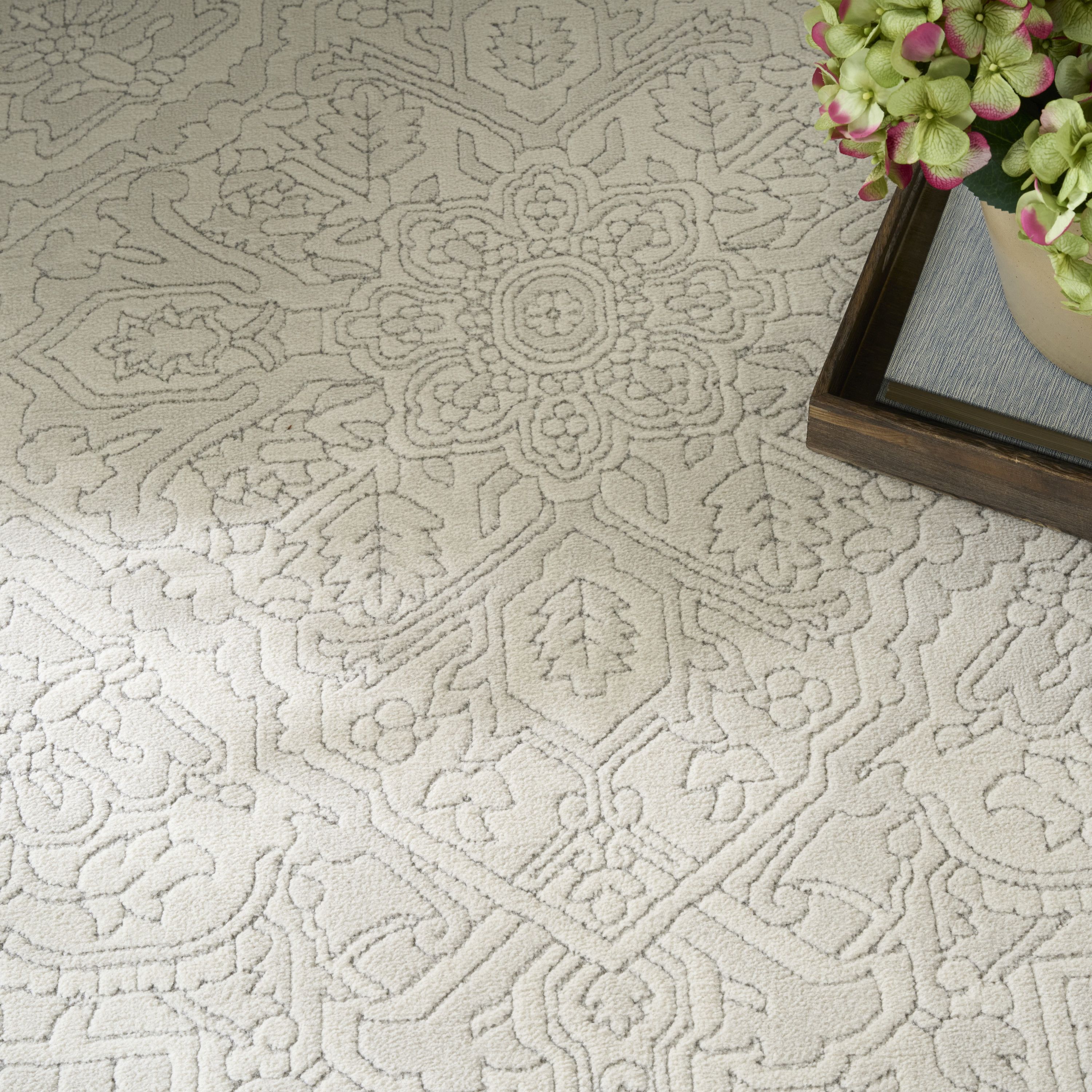 Nourison Grace 7'10" x 9'10" Ivory Light Grey Vintage Indoor Rug