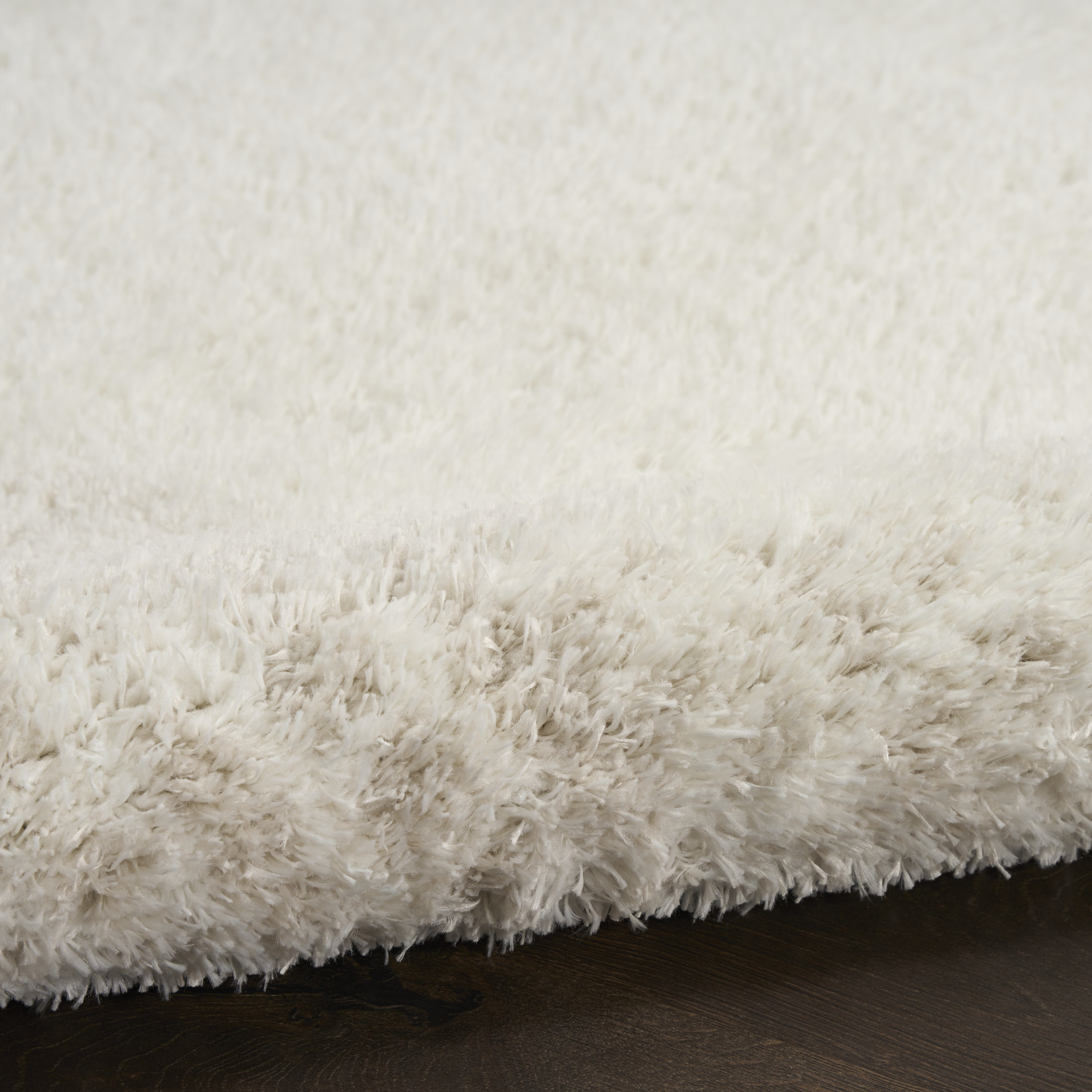 Nourison Pacific Shag 5'3" x 7'3" Ivory Beige Shag Indoor Rug