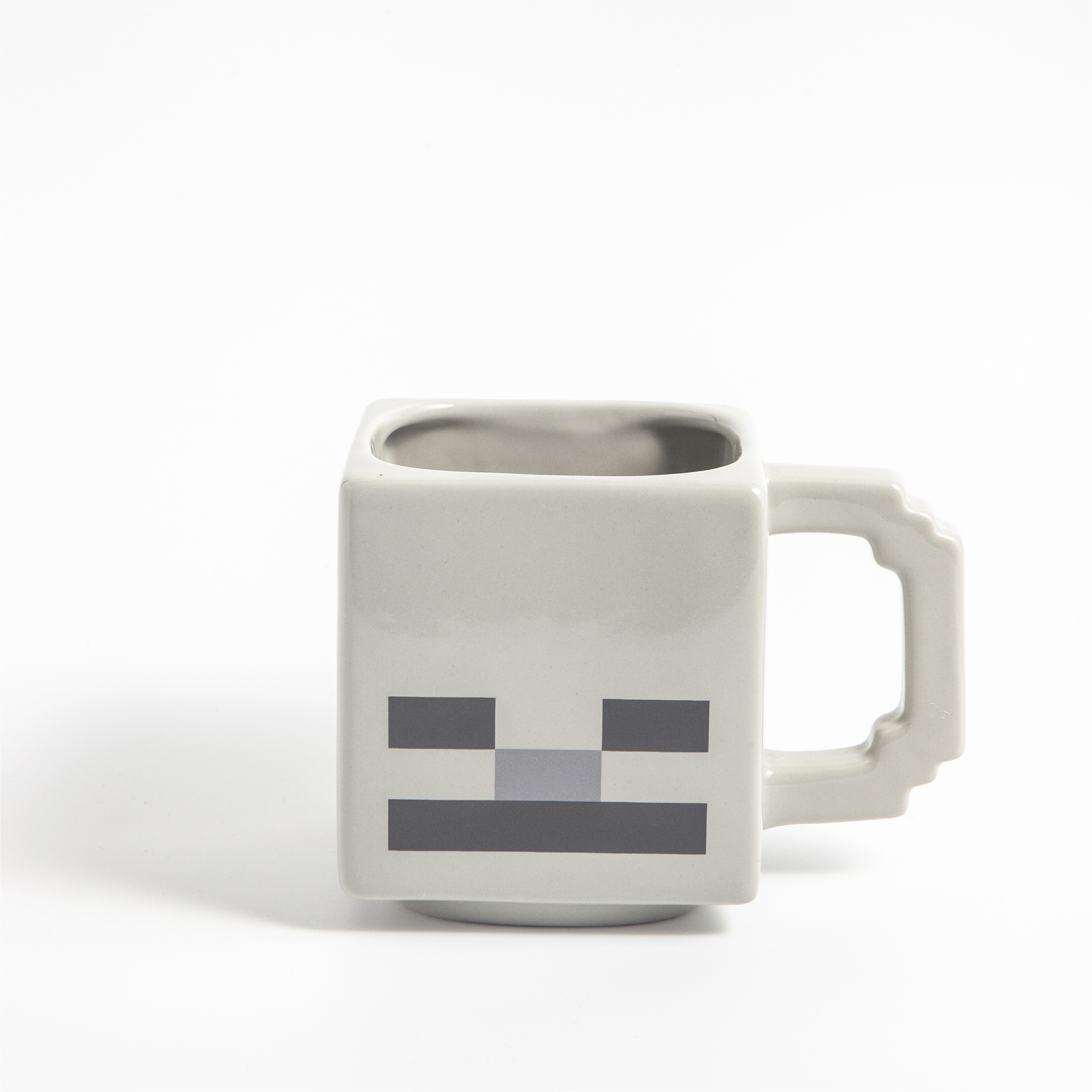 Minecraft Ceramic Coffee Mug, TNT, Skeletons and Creeper, 3-piece set slideshow image 3
