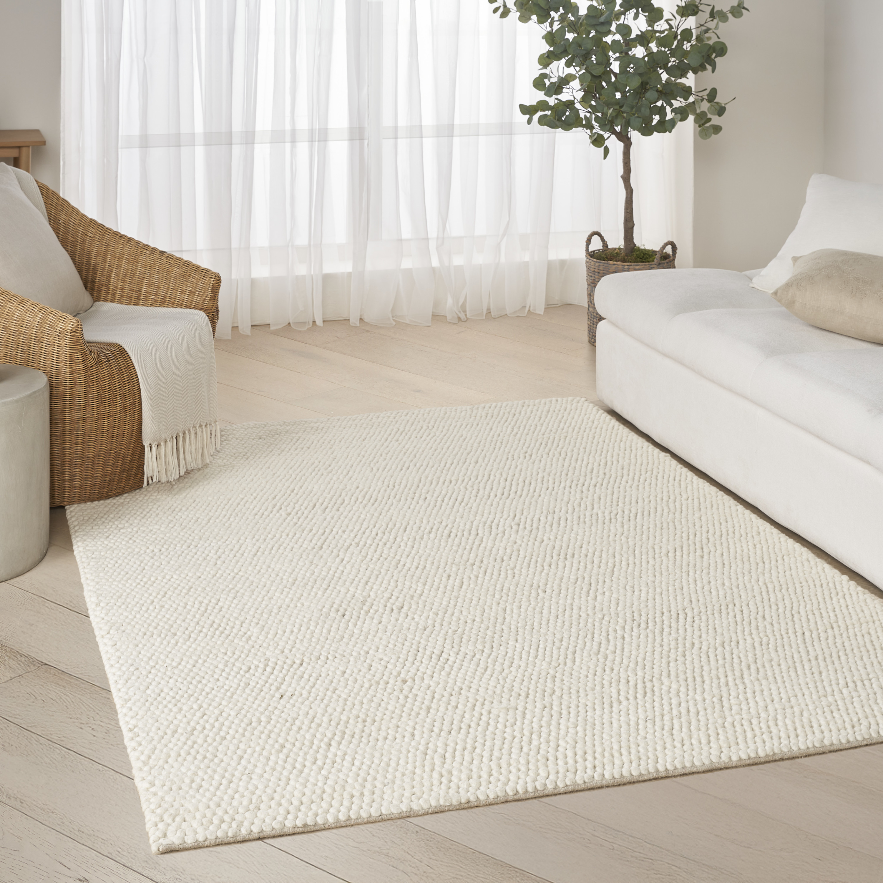 DKNY Pure Knots 5'3" x 7'3" Ivory Modern Indoor Rug