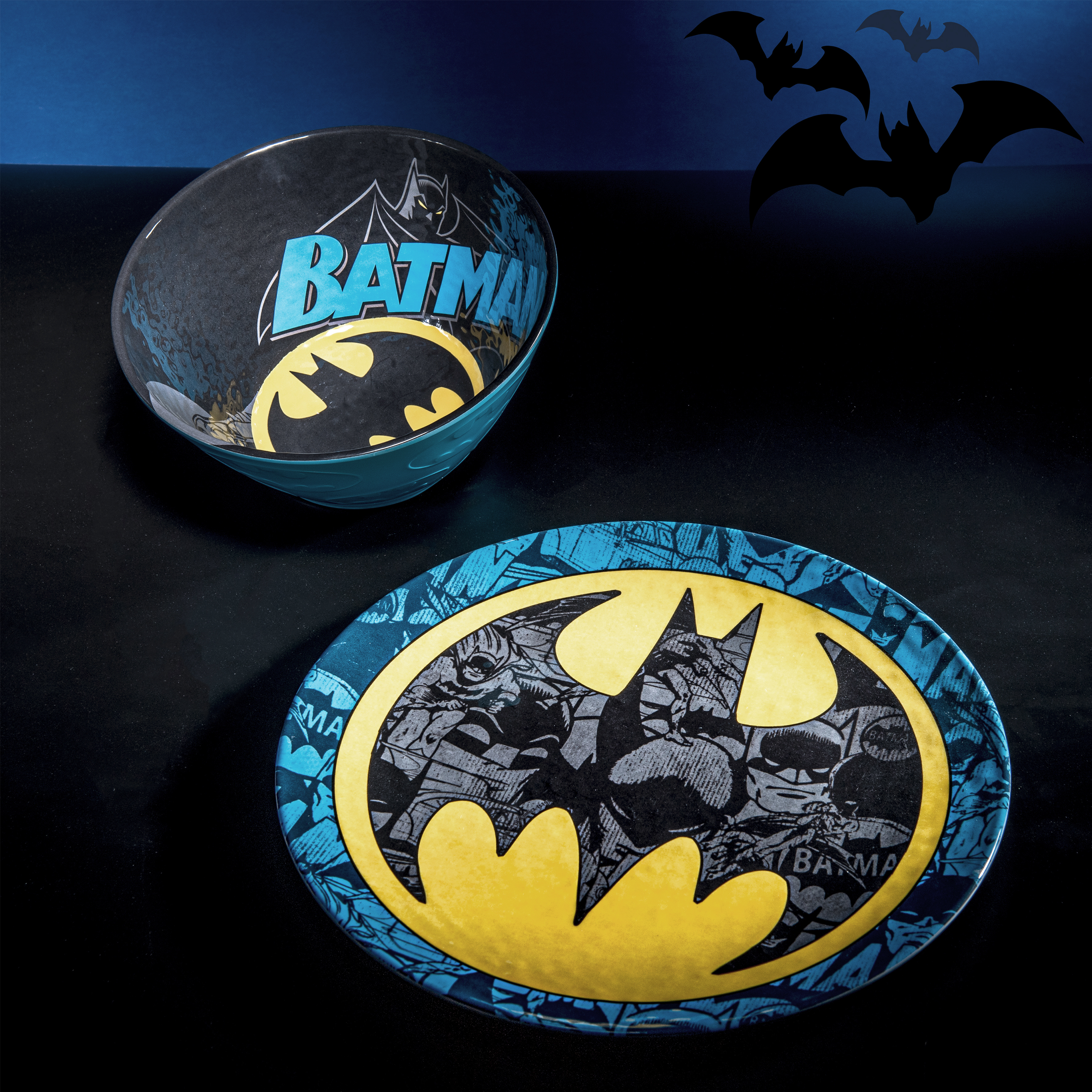 DC Comics Plate, Bowl and Tumbler Set, Batman, 3-piece set slideshow image 9 DC Comics Plate, Bowl and Tumbler Set, Batman, 3-piece set slideshow image 9