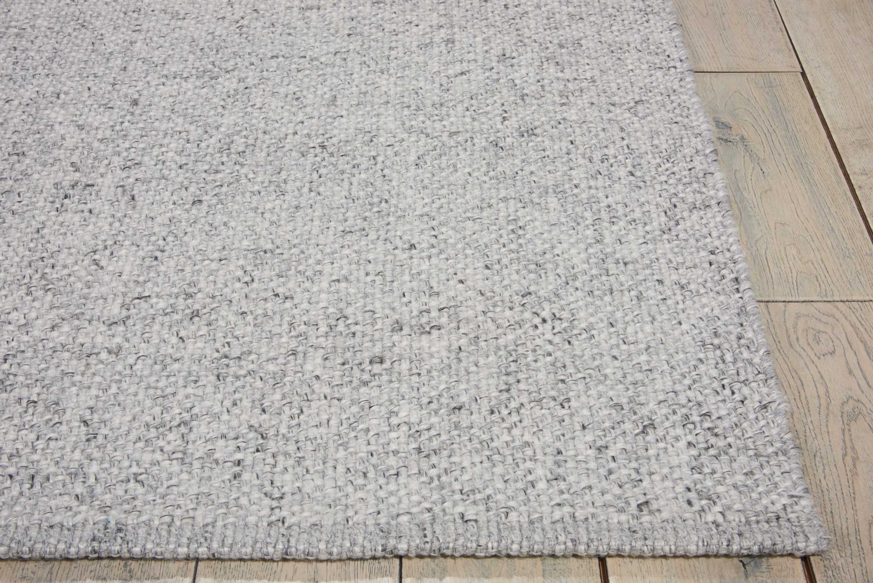 Calvin Klein Home Tobiano 5'3" x 7'5" Silver Modern Indoor Rug