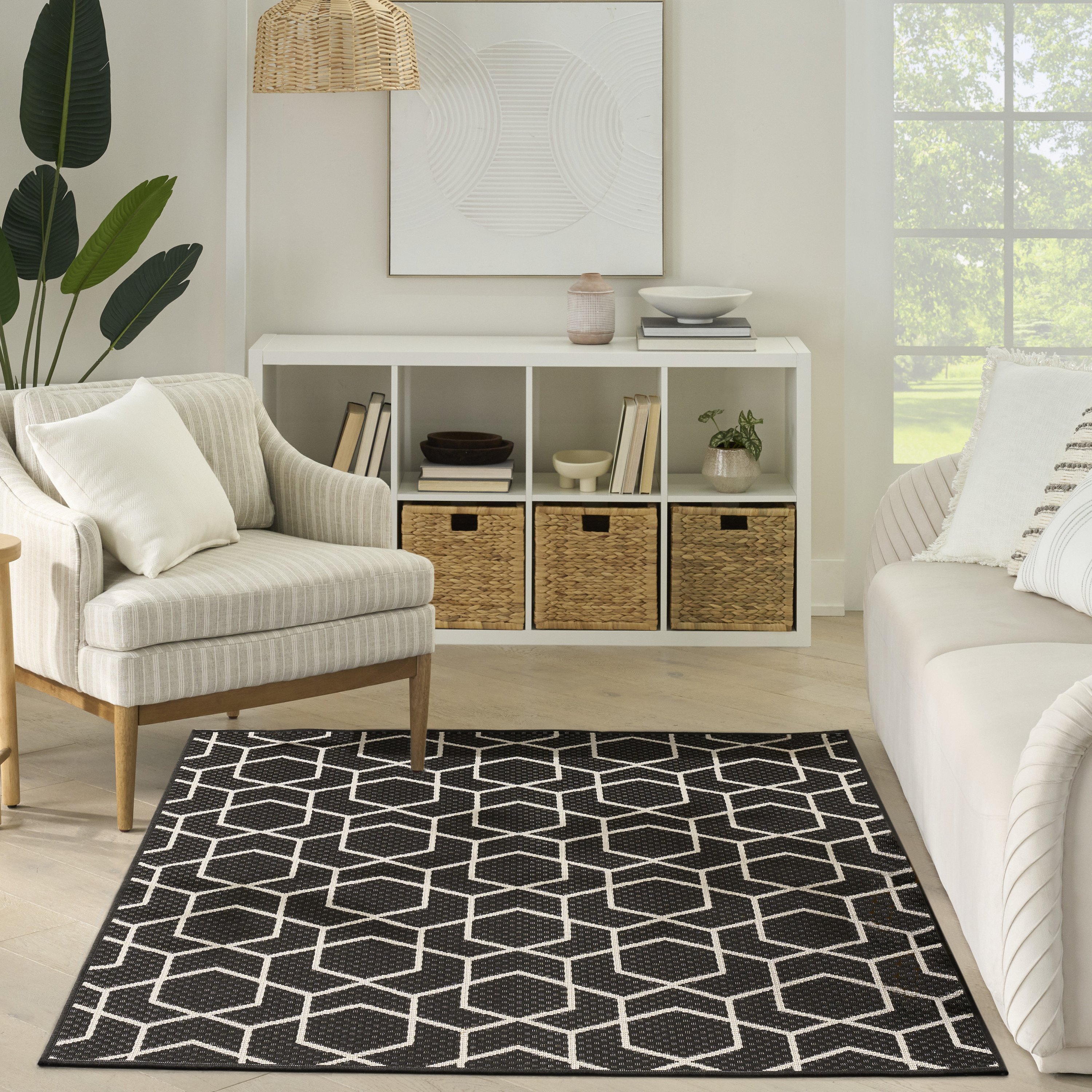 Nourison Horizon Indoor/Outdoor 5' x 7' Black Modern Rug