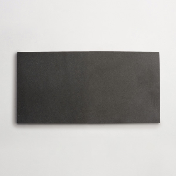 lapidary: grandioso | split field tile | warm black | honed 