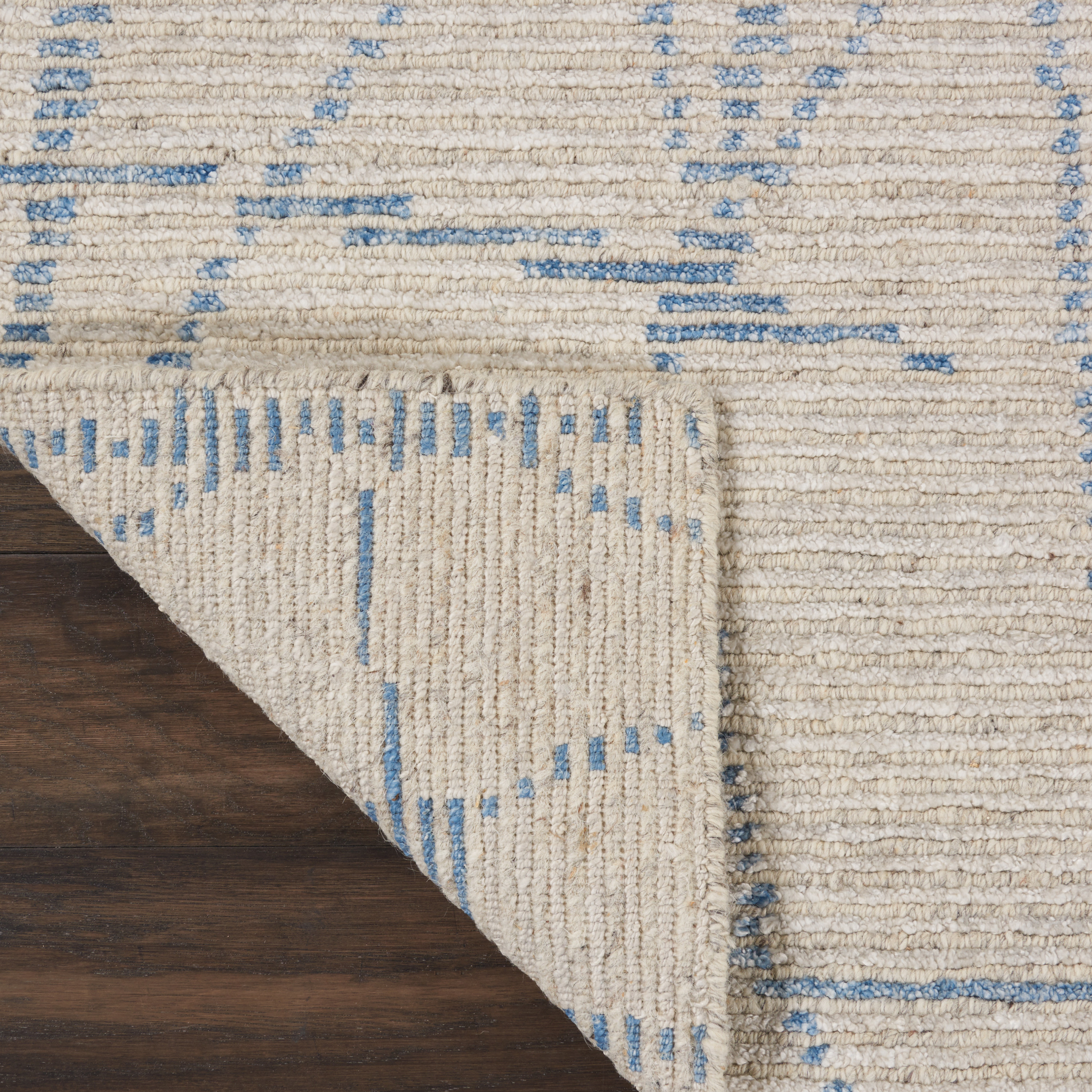 Nourison Ellora 2' x 3' Sky Scandinavian Indoor Rug