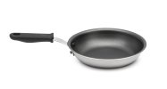 7-inch Tribute 3-ply fry pan with CeramiGuard® II nonstick coating and silicone handle
