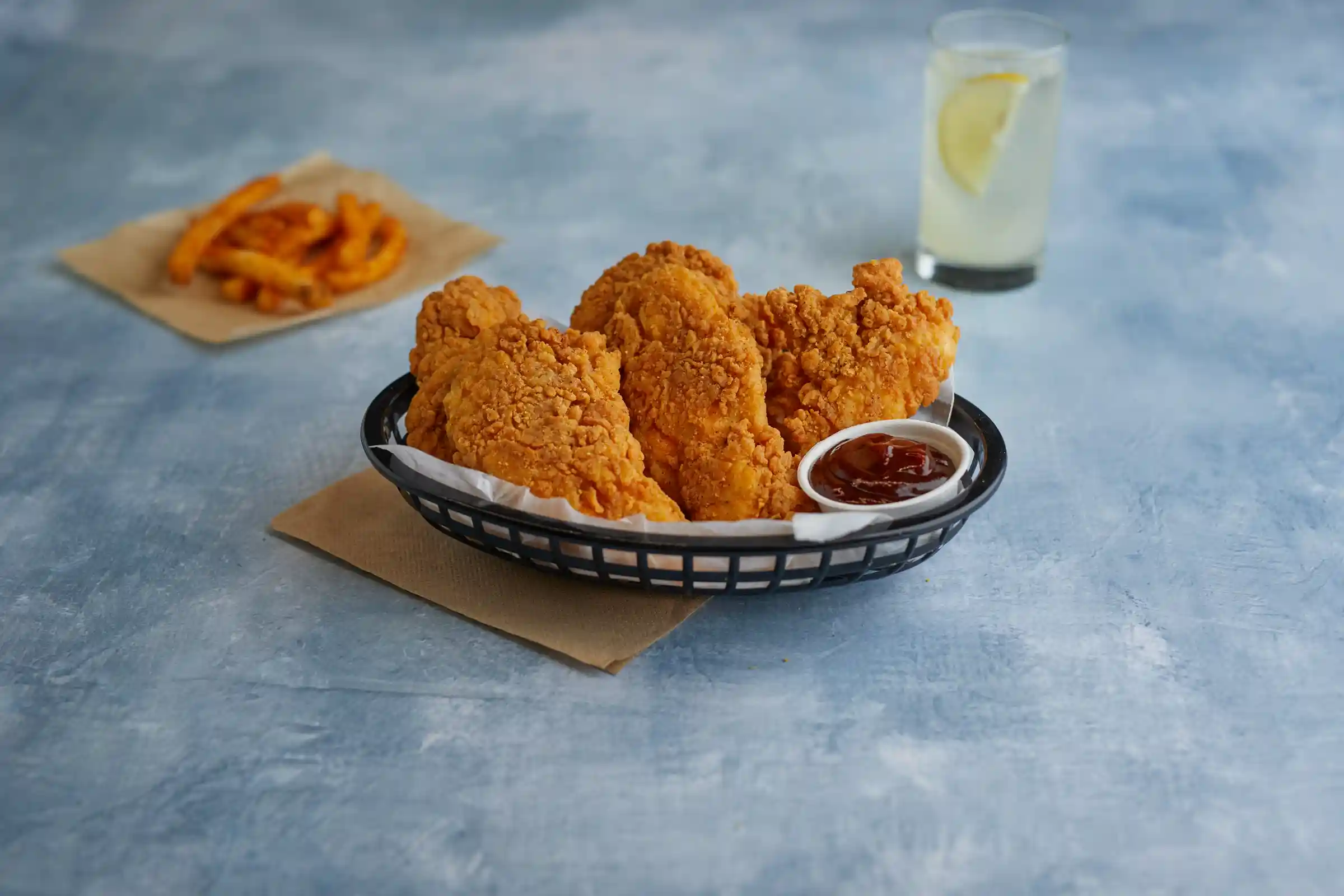 Tyson® Fully Cooked Whole Grain Breaded, Glazed Nashville Hot MWWM Chicken Tenders, 1.55 oz._image_1