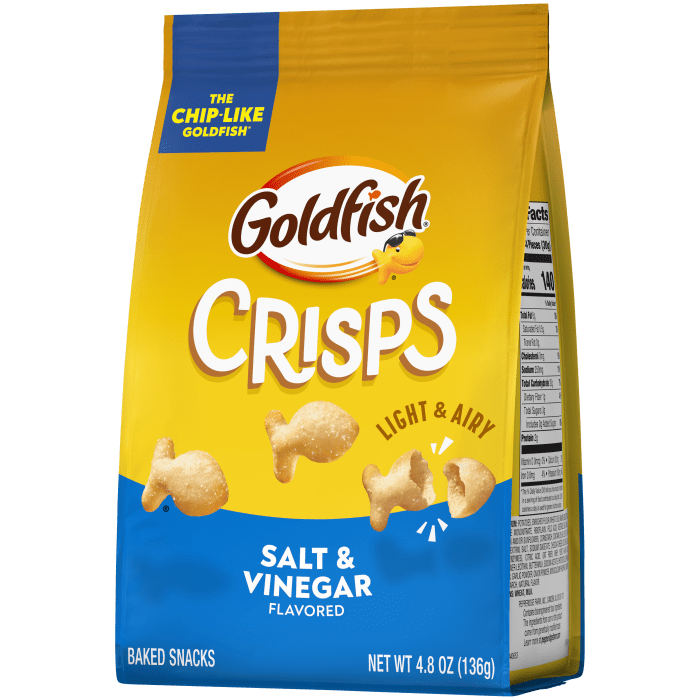 Goldfish® Salt & Vinegar Baked Snacks, 4.8 oz, bag - Right Angle Image