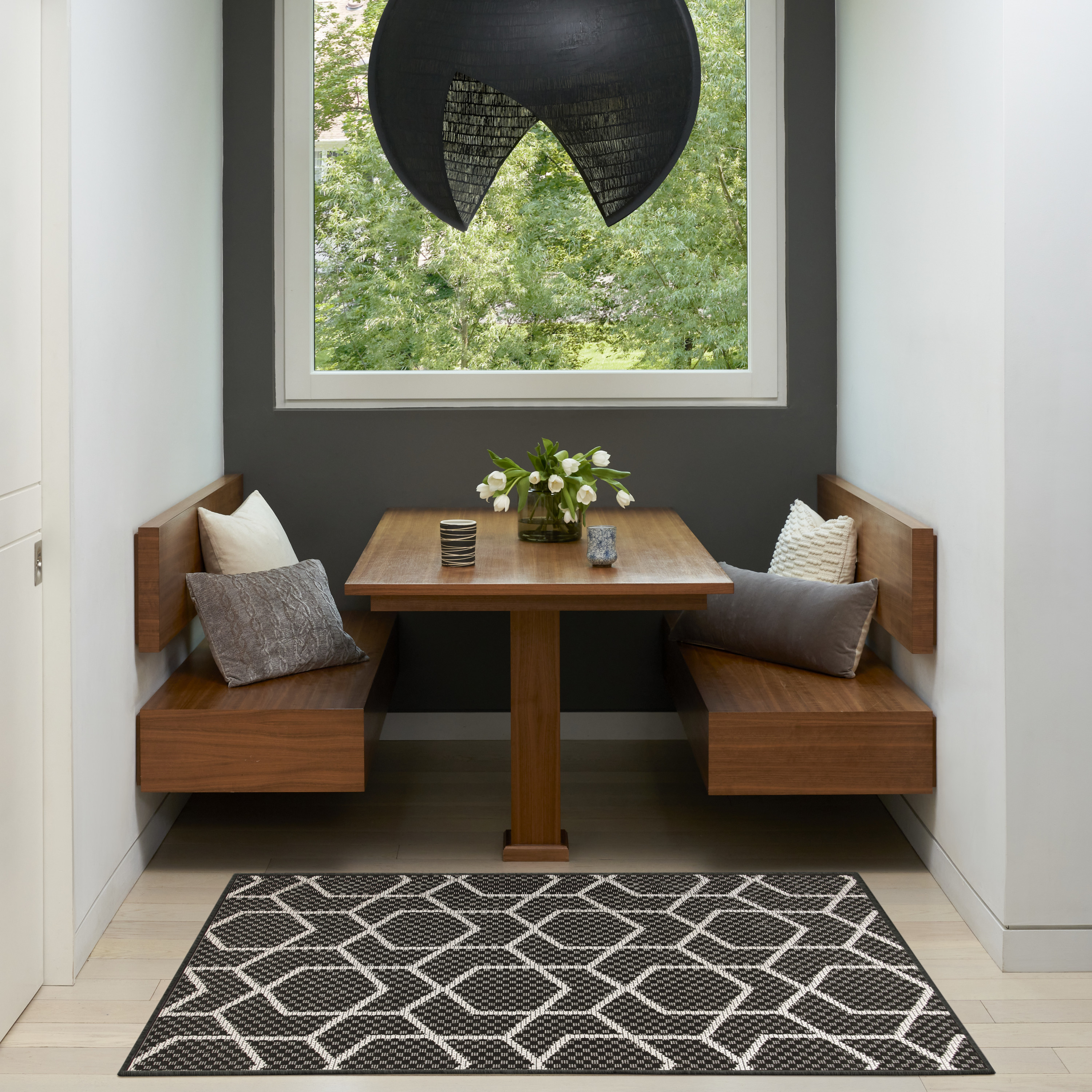 Nourison Horizon Indoor/Outdoor 2' x 3' Black Modern Rug