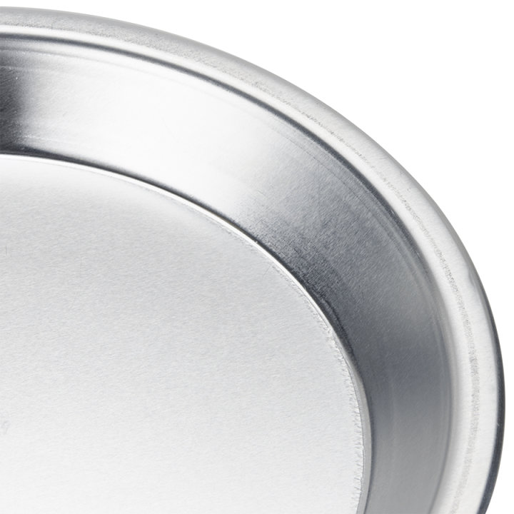9-inch Wear-Ever® aluminum pie plate in natural finish