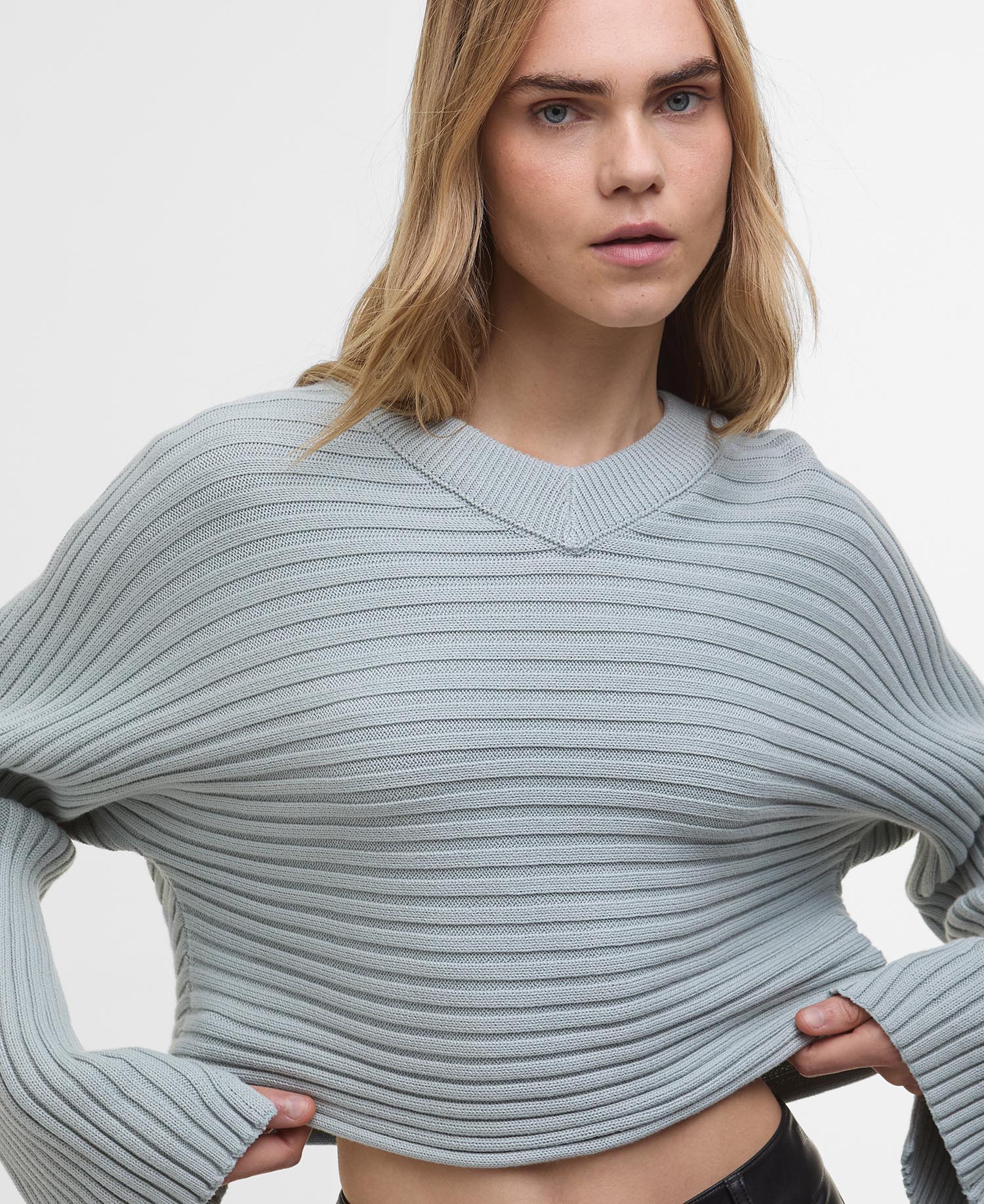 Maglione Zola con scollo a V image number 3