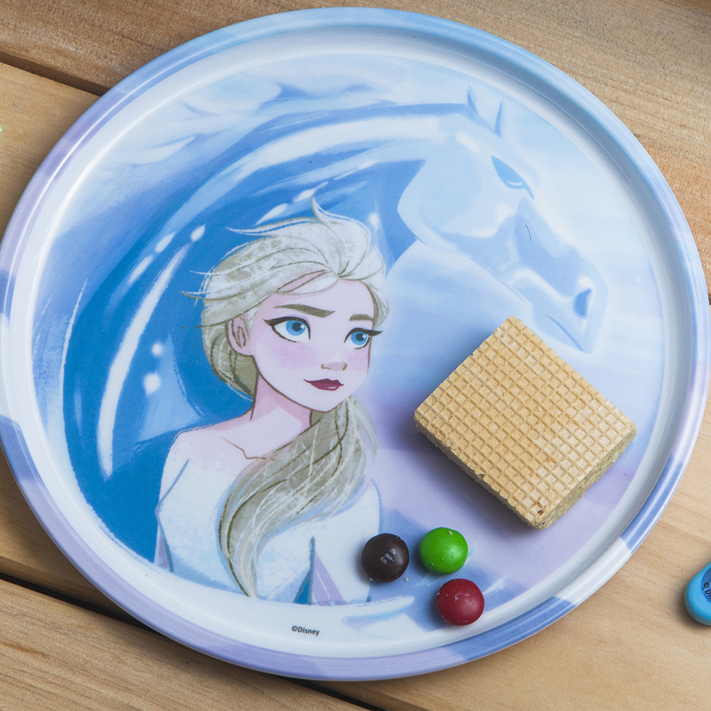 Disney Frozen 2 Movie Dinnerware Set, Anna and Elsa, 5-piece set slideshow image 4