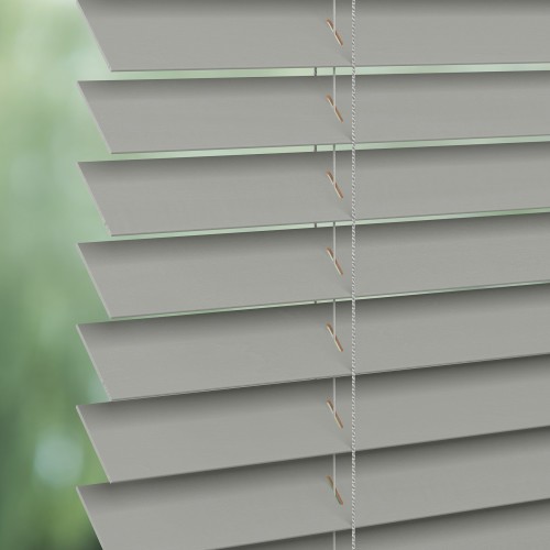 Java 8386 Wood Venetians