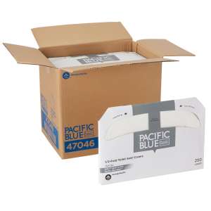 Georgia Pacific, Pacific Blue Basic™, Half Fold, Toilet Seat Cover