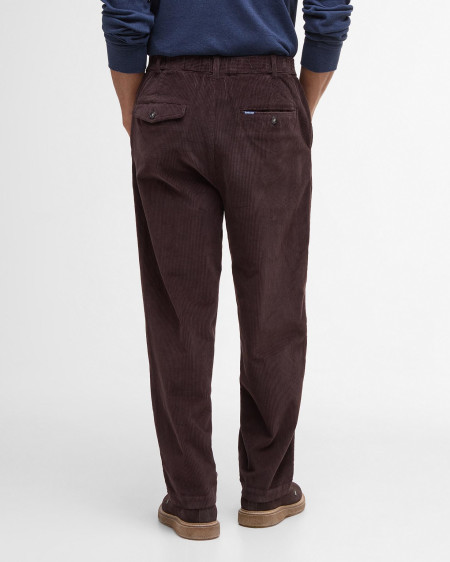 Pantaloni in velluto stretch a coste sottili dalla vestibilità comoda