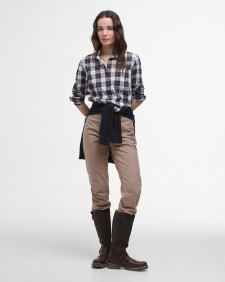 Camicia Edda a maniche lunghe dalla vestibilità leggermente aderente 