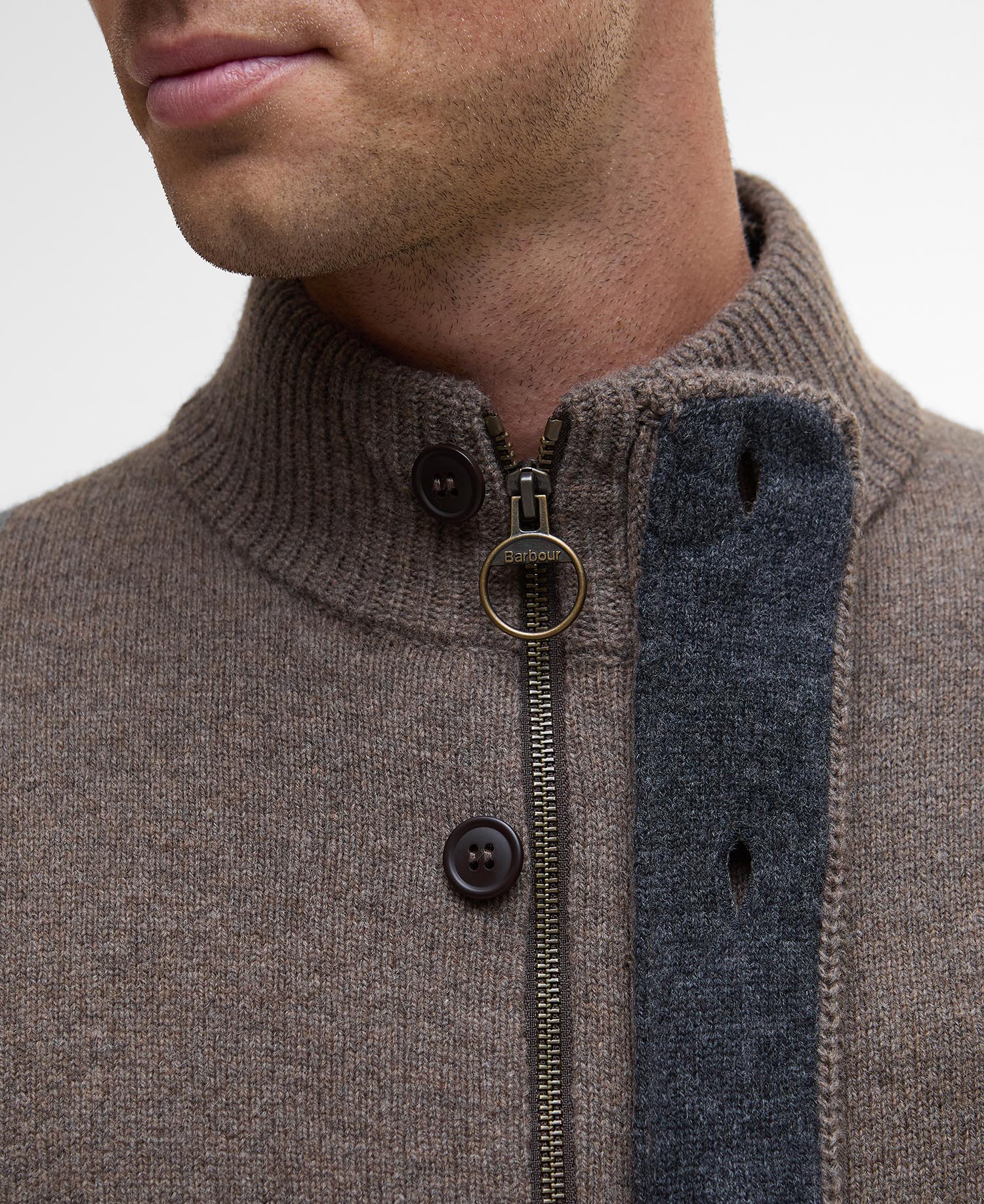 Maglione con zip Patch image number 5