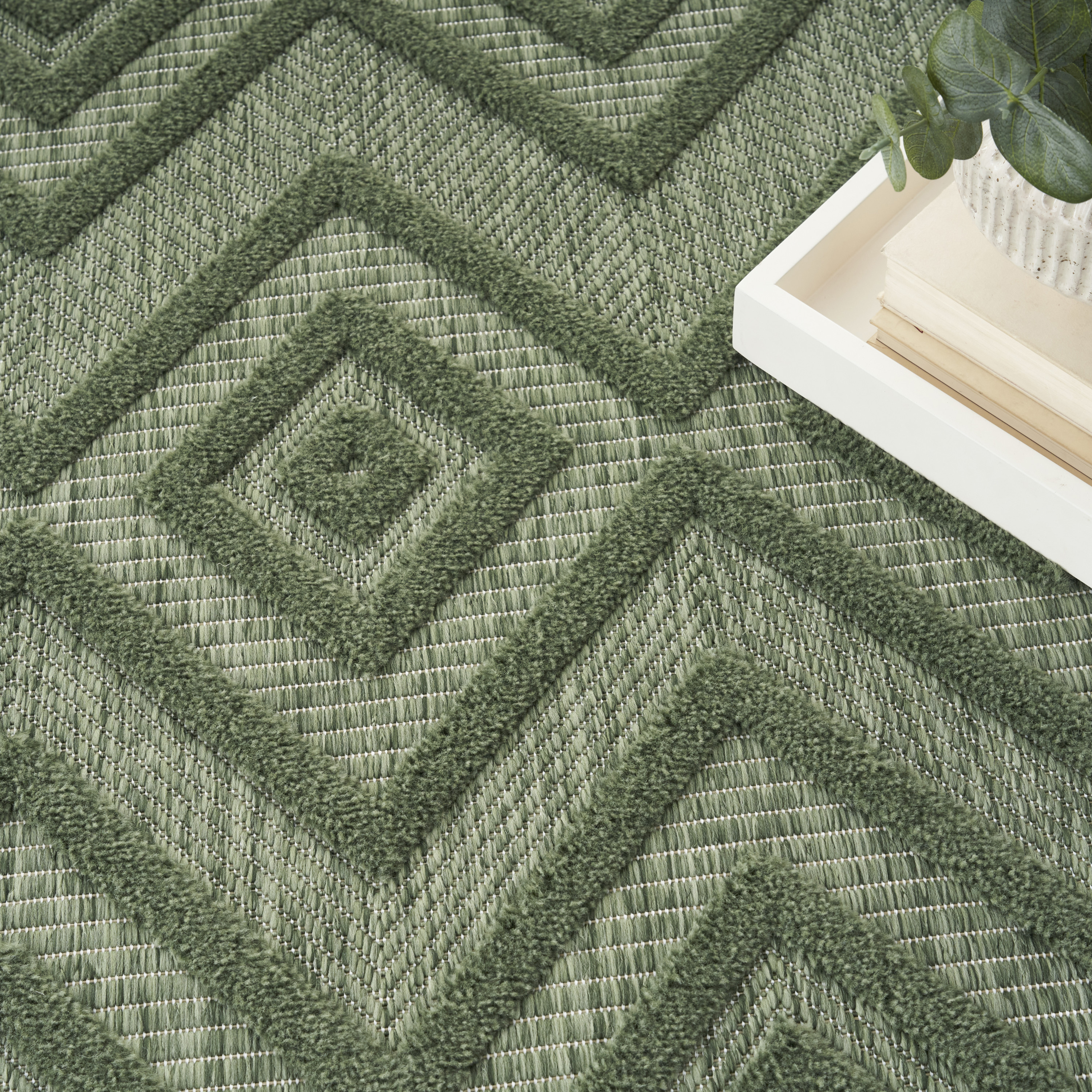 Nourison Versatile 4' x 6' Green Modern Rug