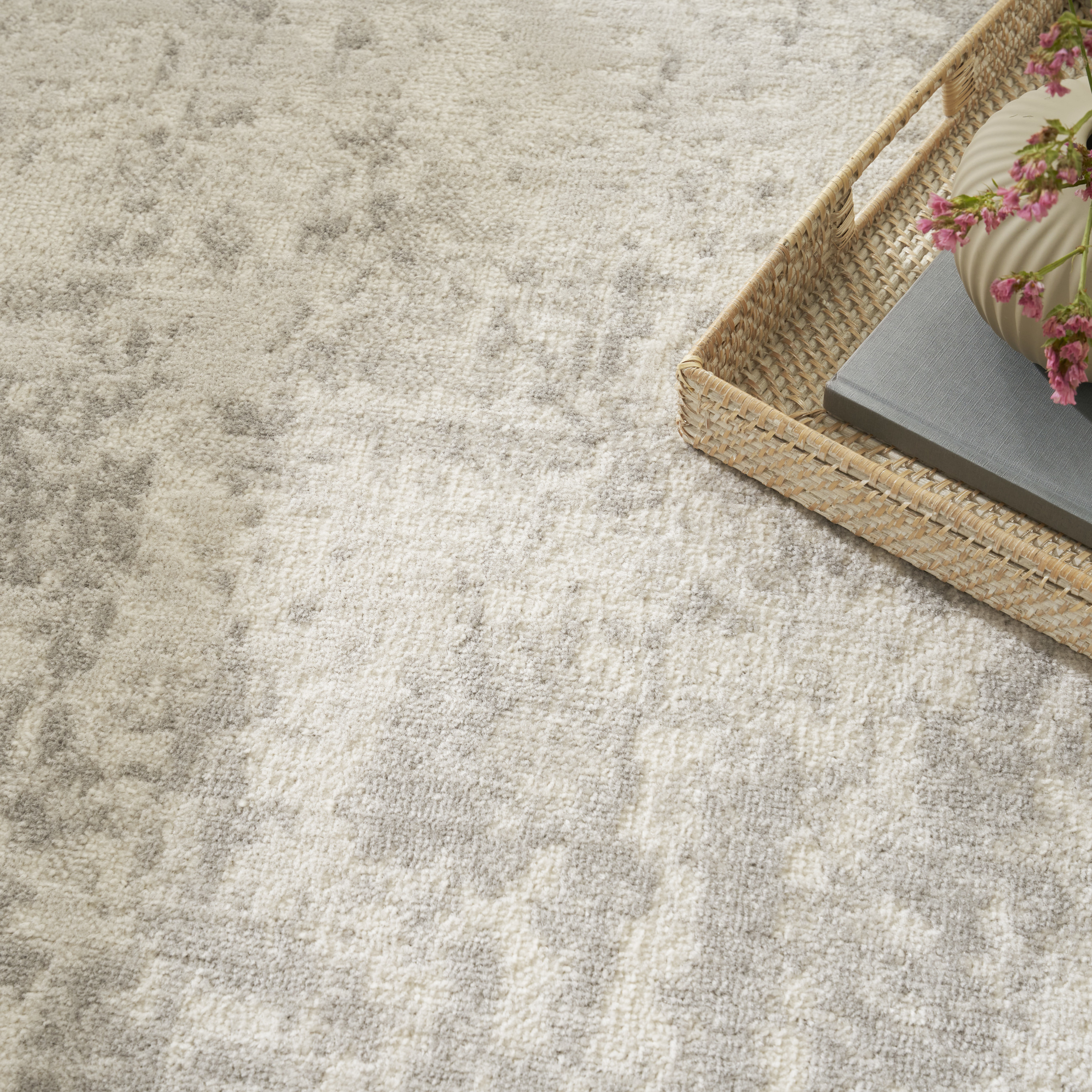 Nourison Quarry 7'10" x 9'10" Cream Grey Modern Indoor Rug
