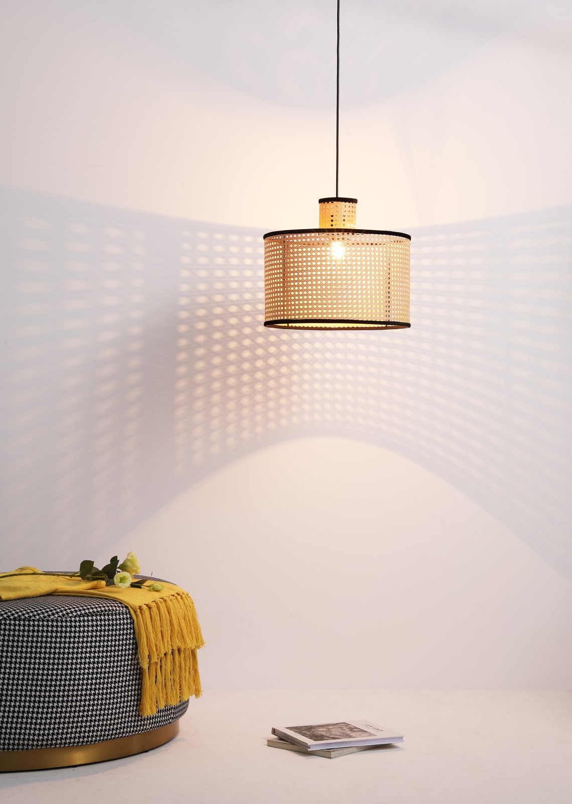 Nakuv Large Pendant — installation 2