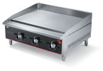 24-inch Cayenne® heavy-duty flat-top gas griddle with manual controls
