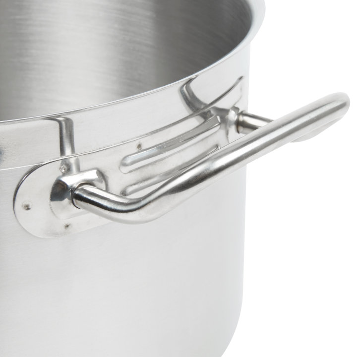 10-quart Optio™ sauce pot with low-domed cover