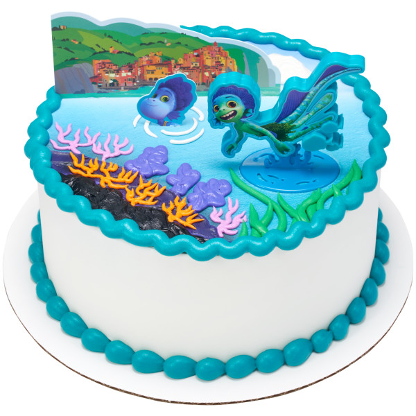 Disney and Pixar's Luca The World is Yours DecoSet®