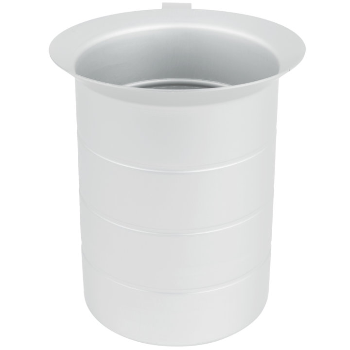 4-quart aluminum measuring cup