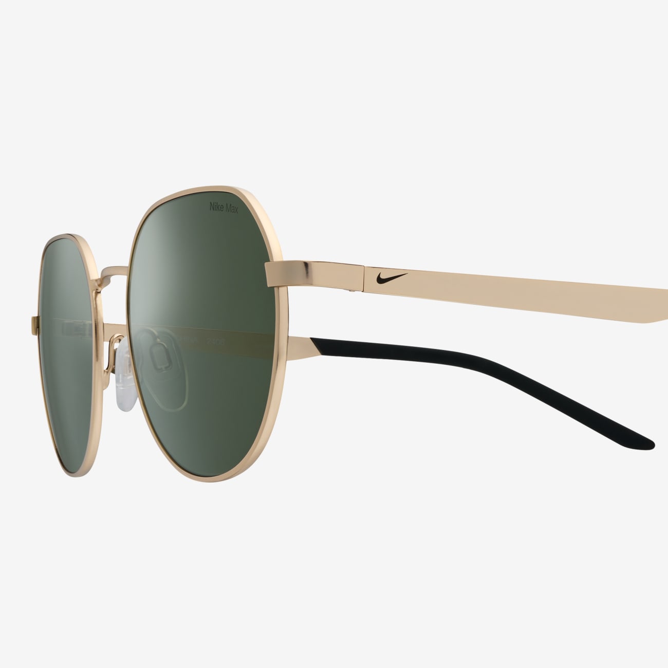 Nike Traveler Trend Style Image