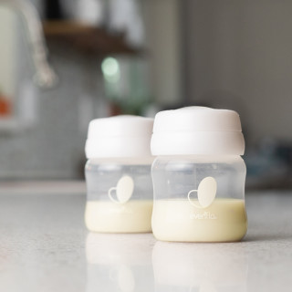 Pump to Store: Silicone sealing discs for spill resistant storage make these bottles easy to store in the refrigerator. 