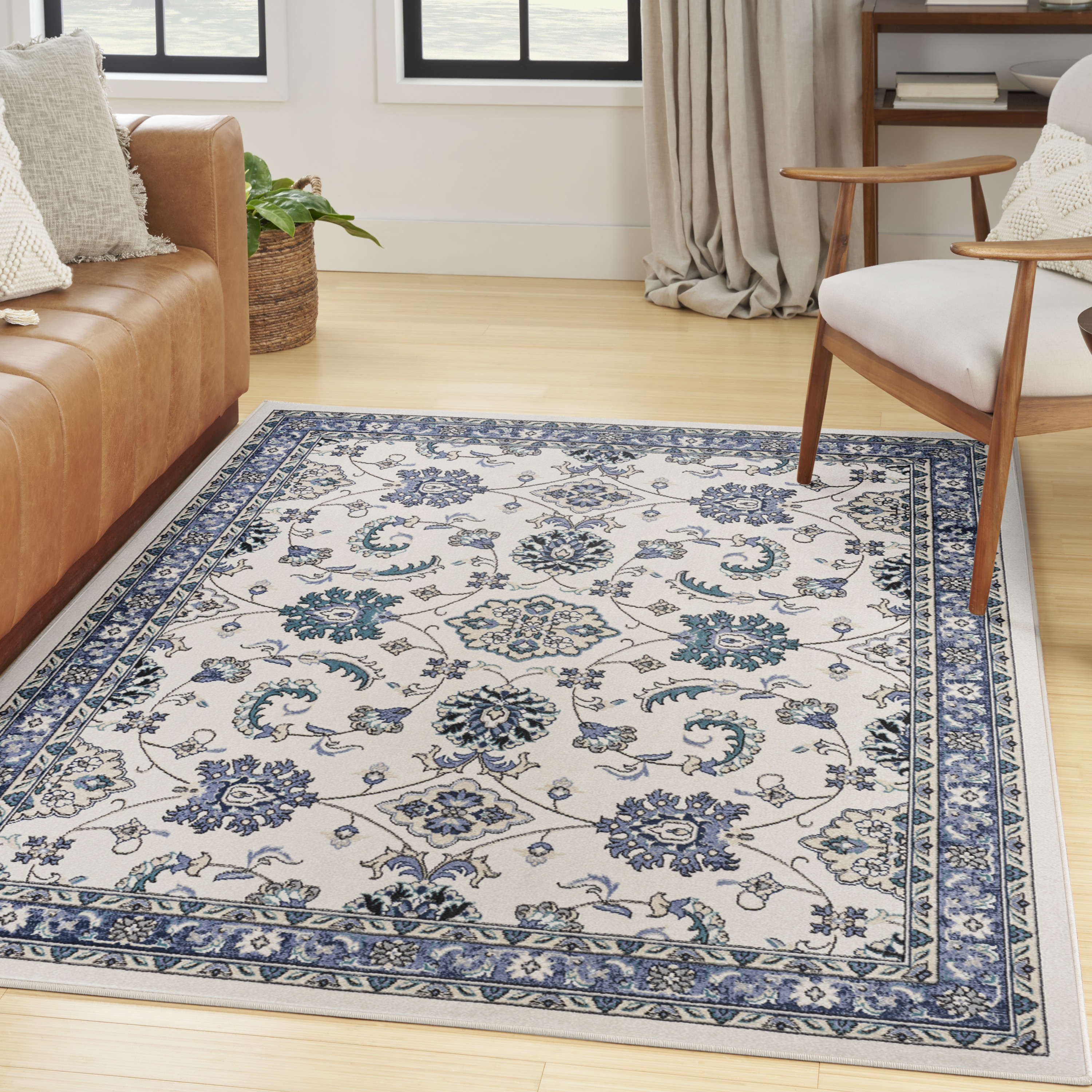 Nourison Nourison Essentials 4' x 6' Ivory Blue Vintage Rug