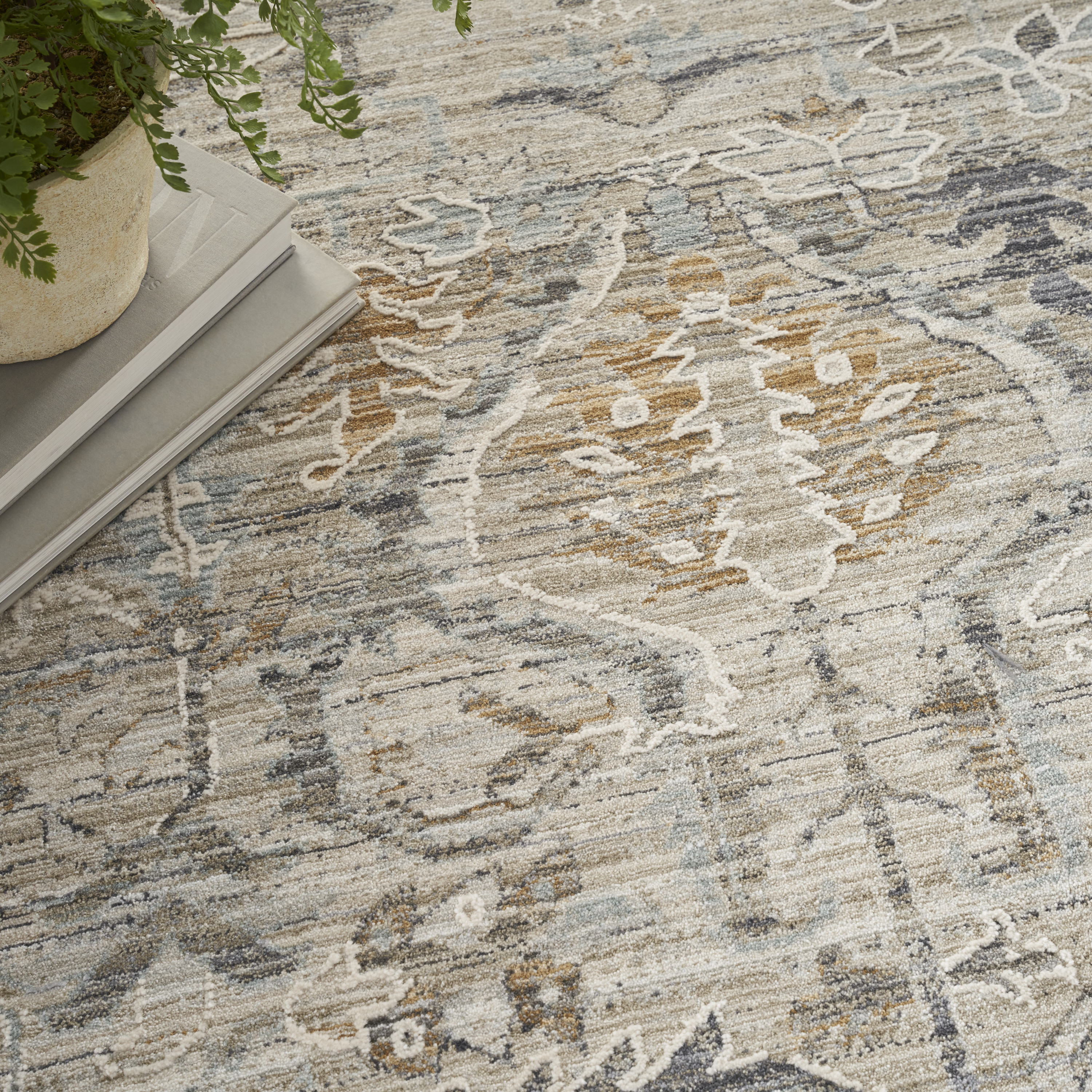 Nourison Lynx 5'3" x 7'10" Ivory Taupe Vintage Indoor Rug