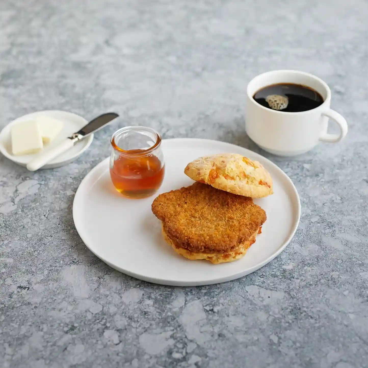 AdvancePierre™ Red Label Fully Cooked Breaded Western Crumb Style  Country Fried Beef Patties, 3.2 oz_image_1