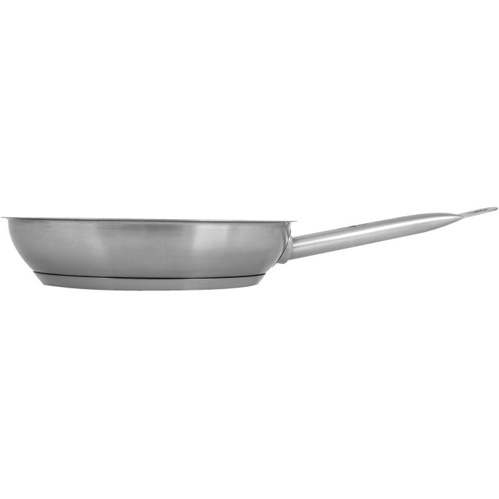 9 ½-inch Optio™ fry pan with natural finish
