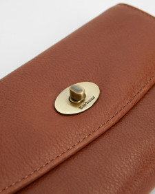 Isla Leather Travel Purse Classic Brown