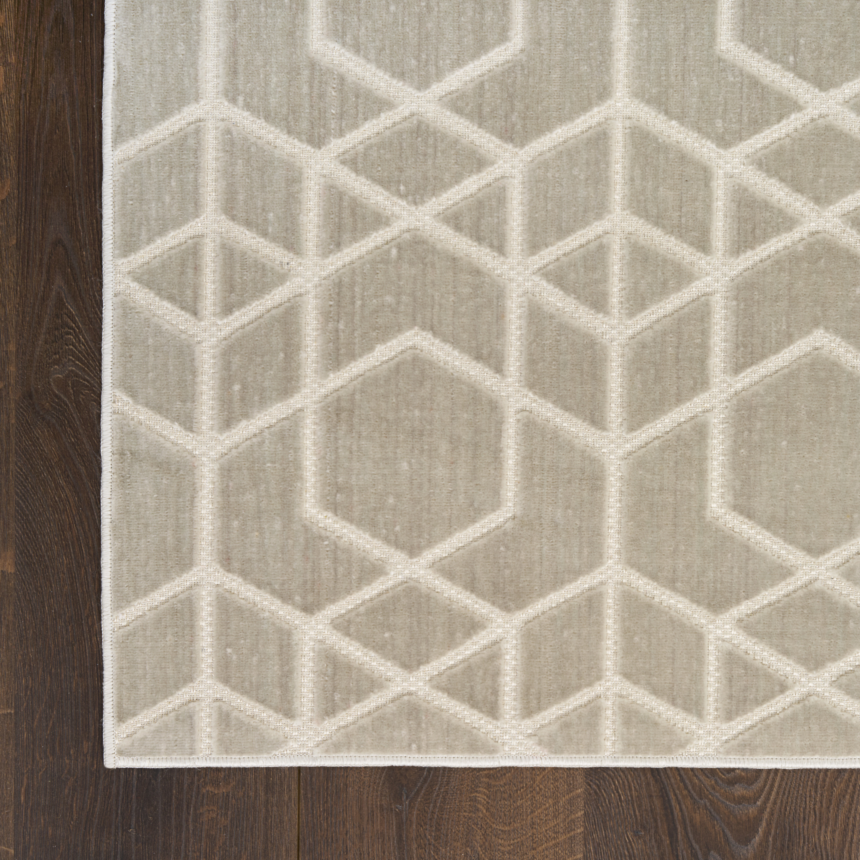 Nourison Washable Charm 3' x 5' Silver Ivory Modern Indoor Rug