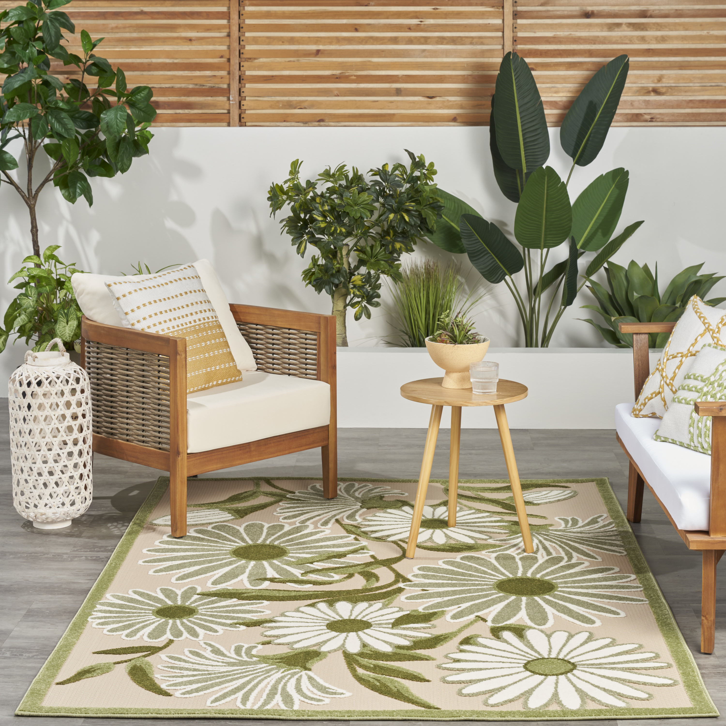 Nourison Aloha 3'6" x 5'6" Ivory Green Outdoor Rug