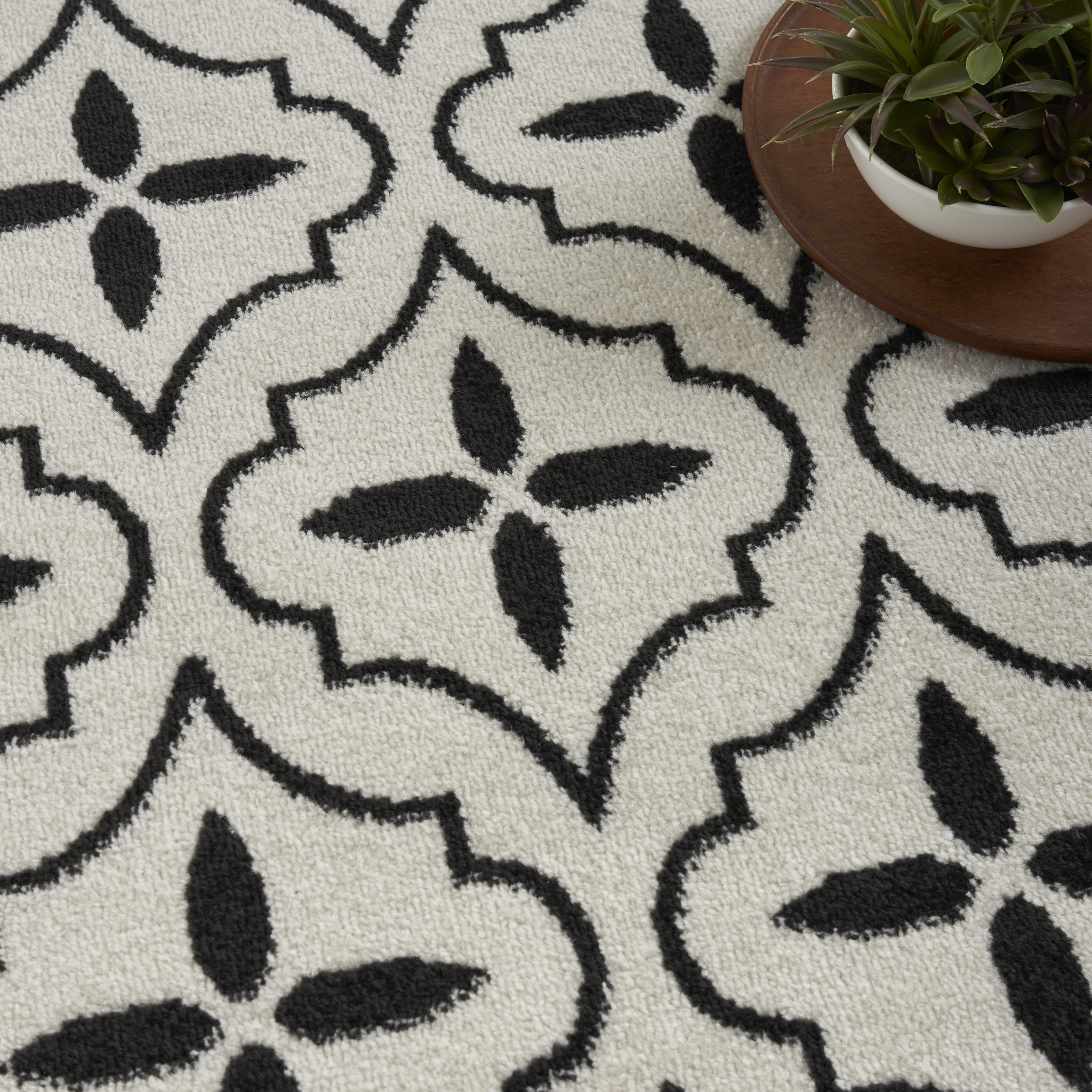 Nourison Nourison Essentials 8' x 10' Ivory Black Modern Rug
