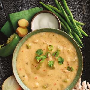  Heinz Soup of the Day™ Thai Style Chicken with Chilli & Lime Soup 430g 
