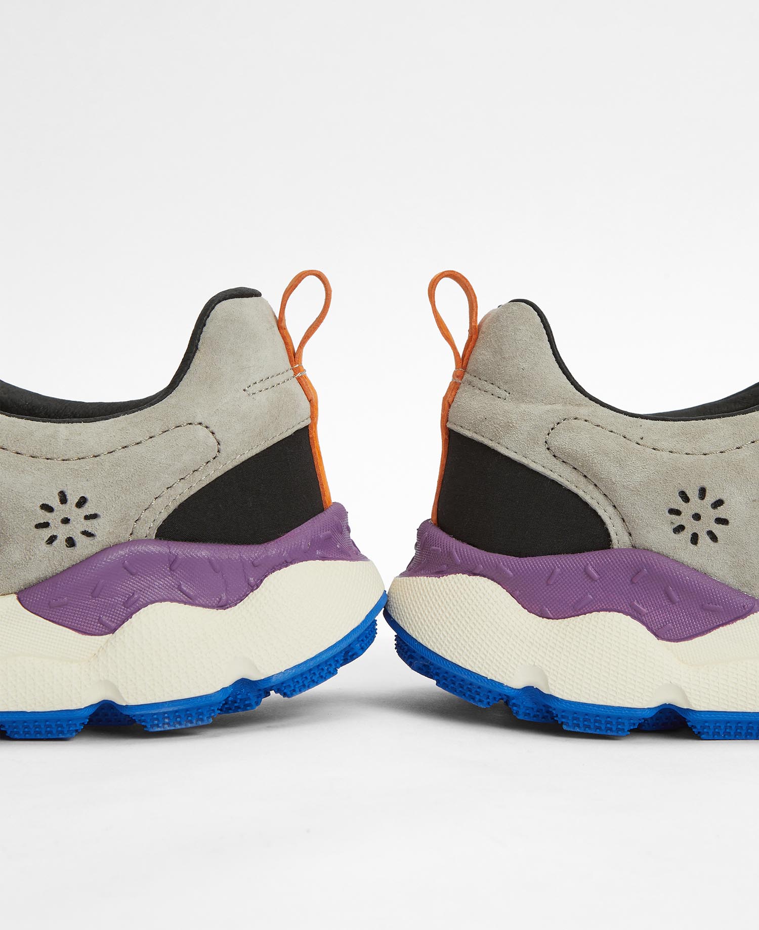 Barbour x Flower Mountain Back Country Uni Trainers image number 4