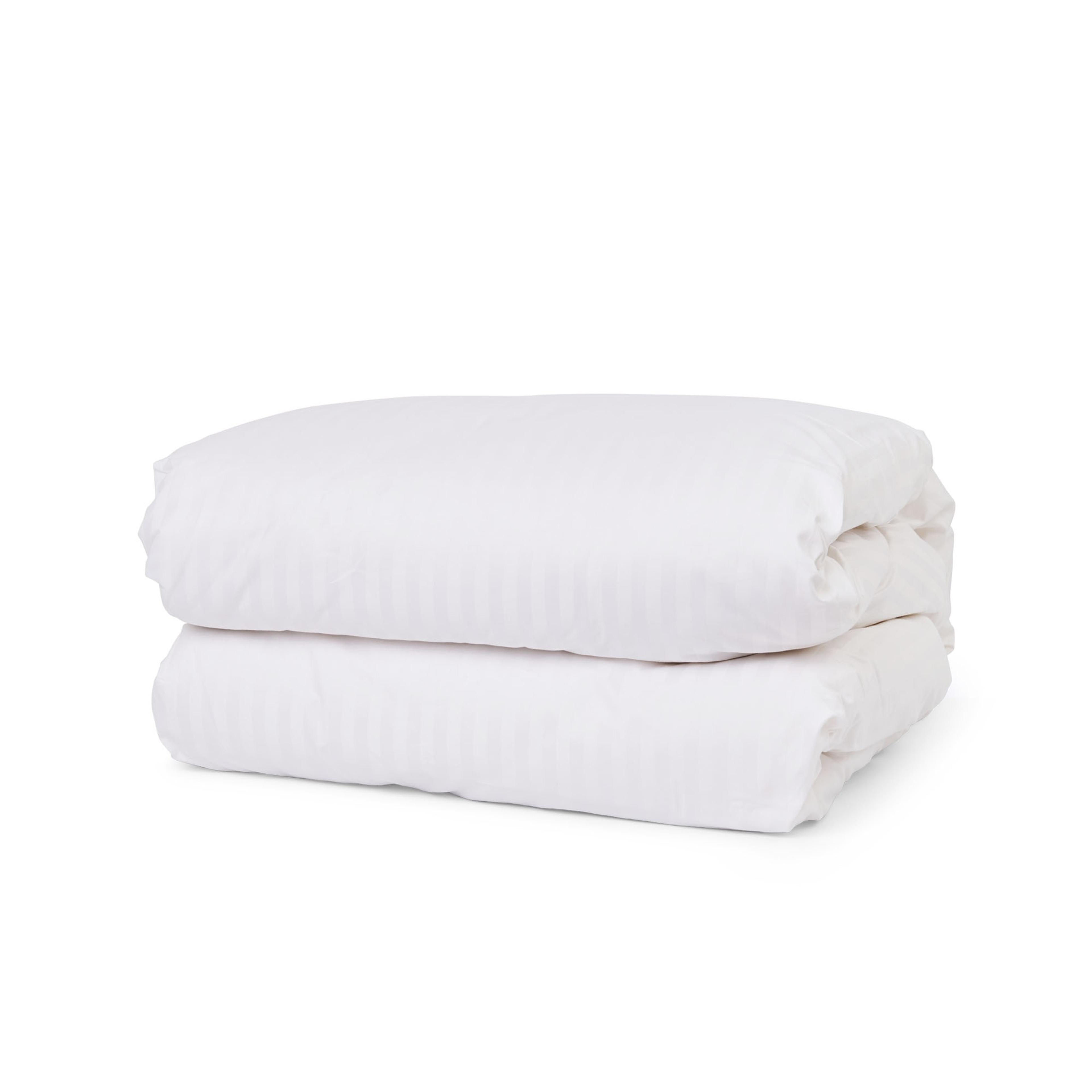 Product image of the  Bambi Moodmaker Superior Alpaca 300Gsm Quilts & Comforter from Forty Winks