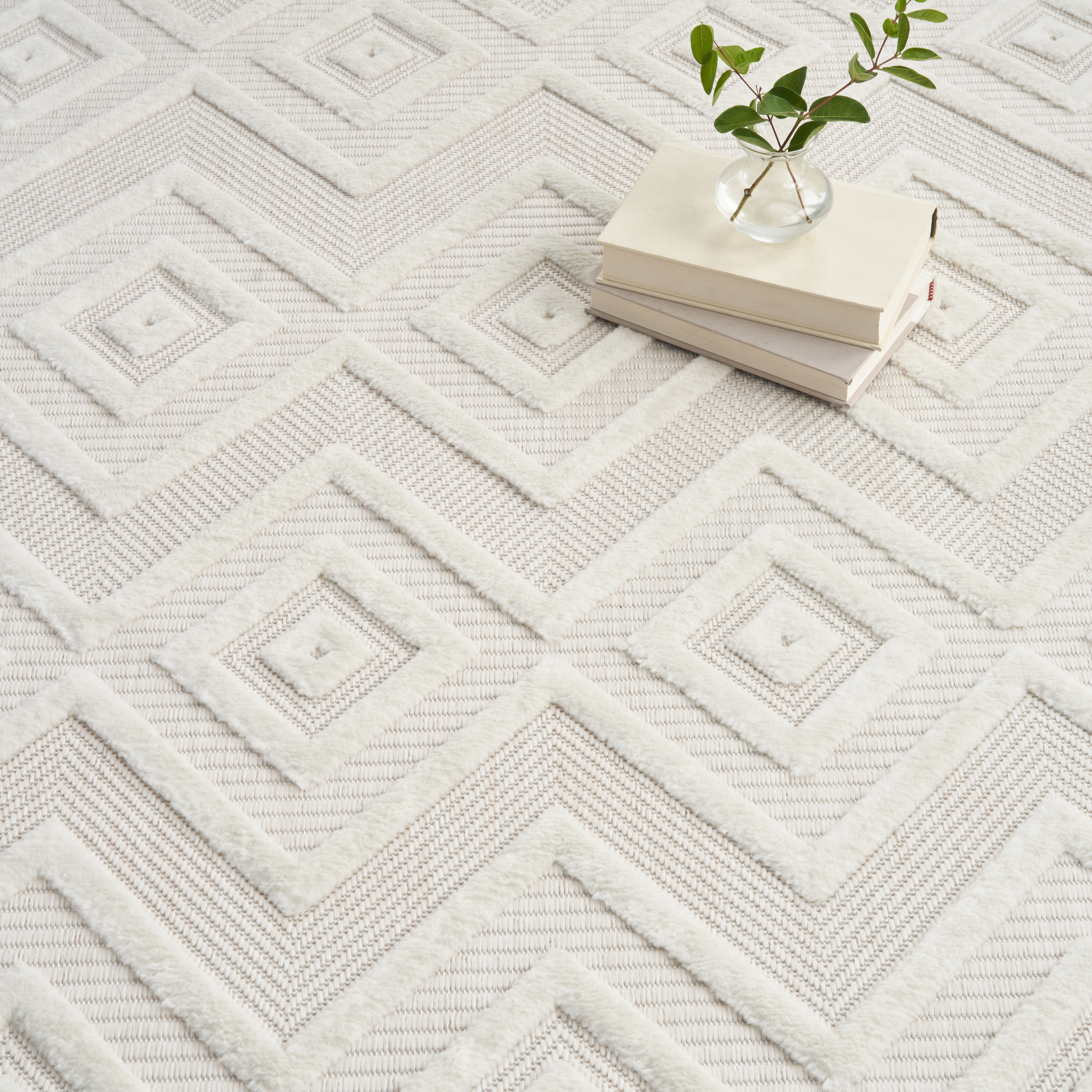 Nourison Versatile 7' x 10' Ivory White Modern Rug